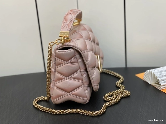 WIS MM LOUIS GO-14 VUITTON 1224